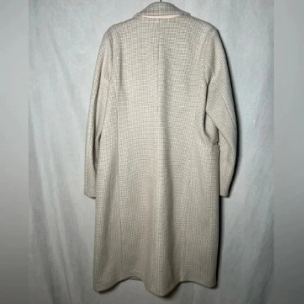 RW&Co Fitted Long Print Coat with Tailored Collar and Pockets - Size XL in Cream - Picture 8 of 9